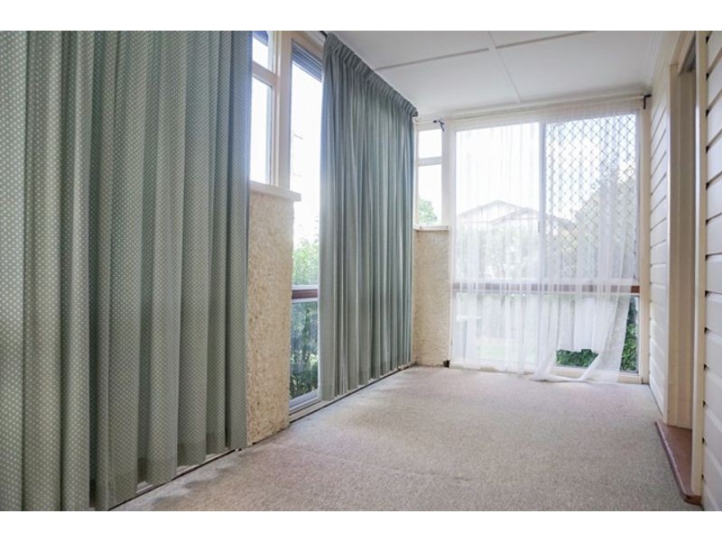 9 Clairmont Street, Newtown QLD 4350