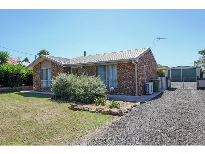 25 Balfour Street, Wyreema QLD 4352