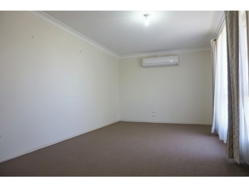 25 Balfour Street, Wyreema QLD 4352