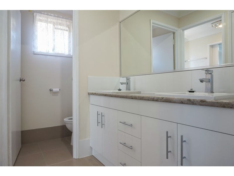 25 Balfour Street, Wyreema QLD 4352