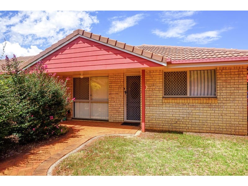 13/35 Glenfield Court, Middle Ridge QLD 4350