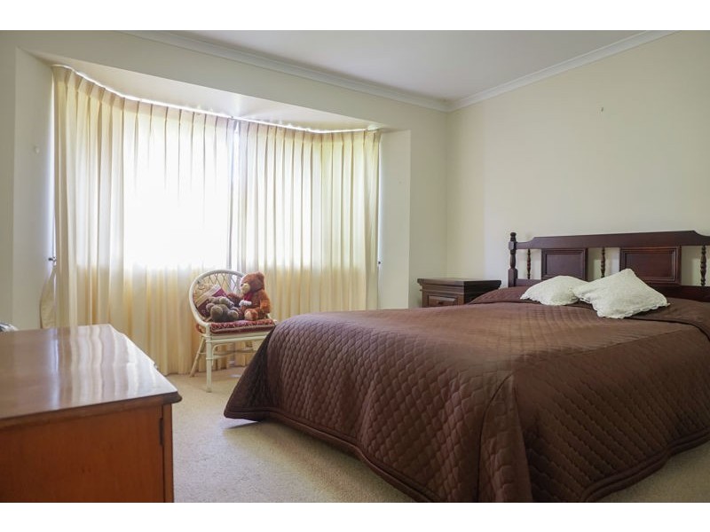 13/35 Glenfield Court, Middle Ridge QLD 4350