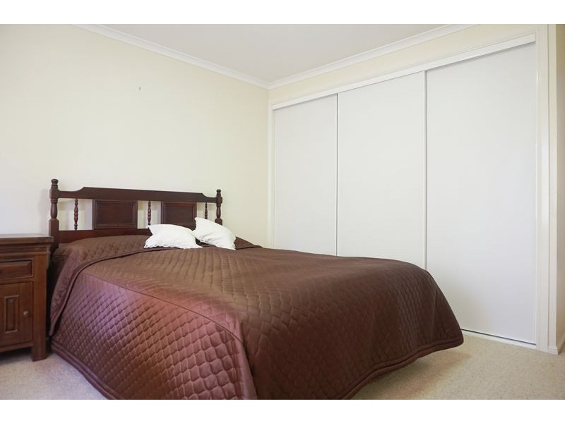 13/35 Glenfield Court, Middle Ridge QLD 4350