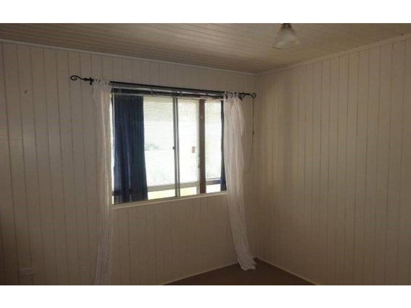 30 Lemnos Street, Harlaxton QLD 4350
