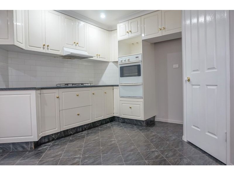 1 Swartz Street, Kearneys Spring QLD 4350