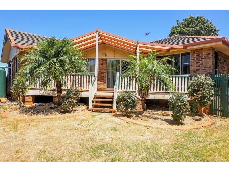 1 Swartz Street, Kearneys Spring QLD 4350