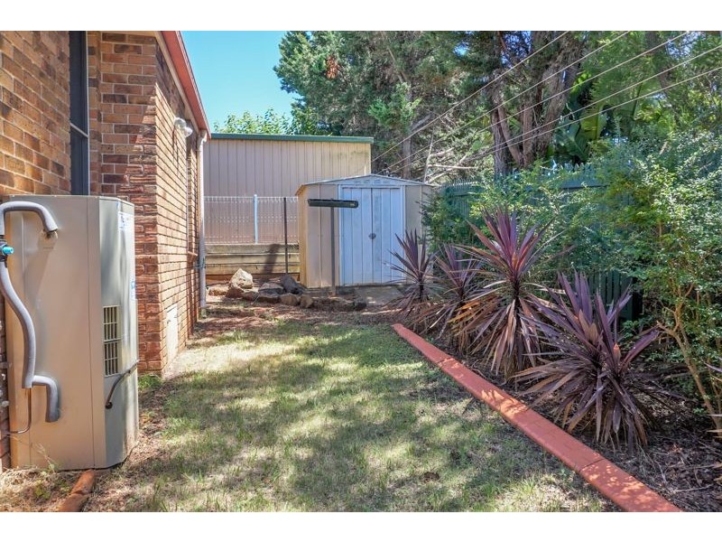 1 Swartz Street, Kearneys Spring QLD 4350