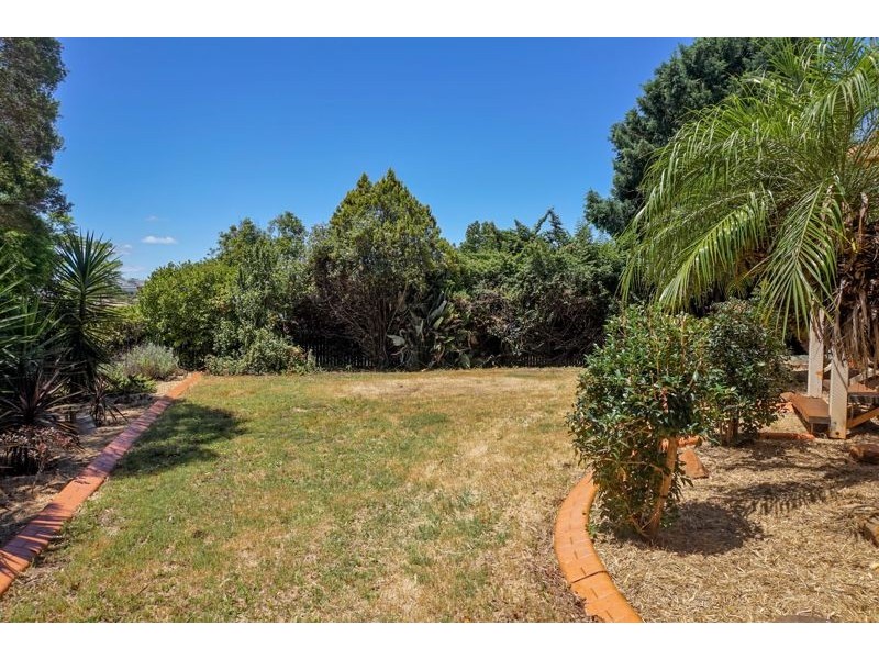 1 Swartz Street, Kearneys Spring QLD 4350