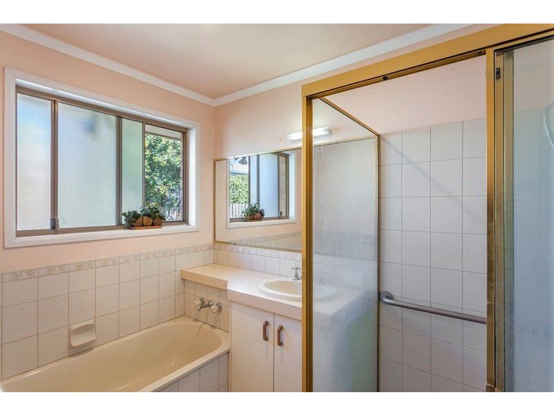 Centenary Heights QLD 4350
