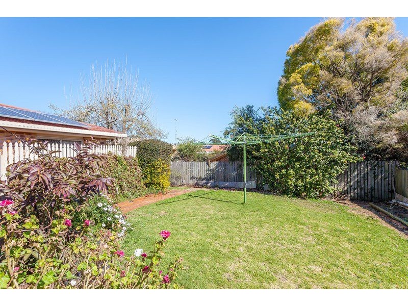 Centenary Heights QLD 4350