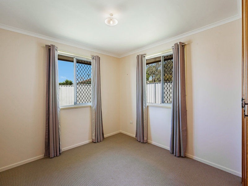 30 Esmond Street, Rockville QLD 4350