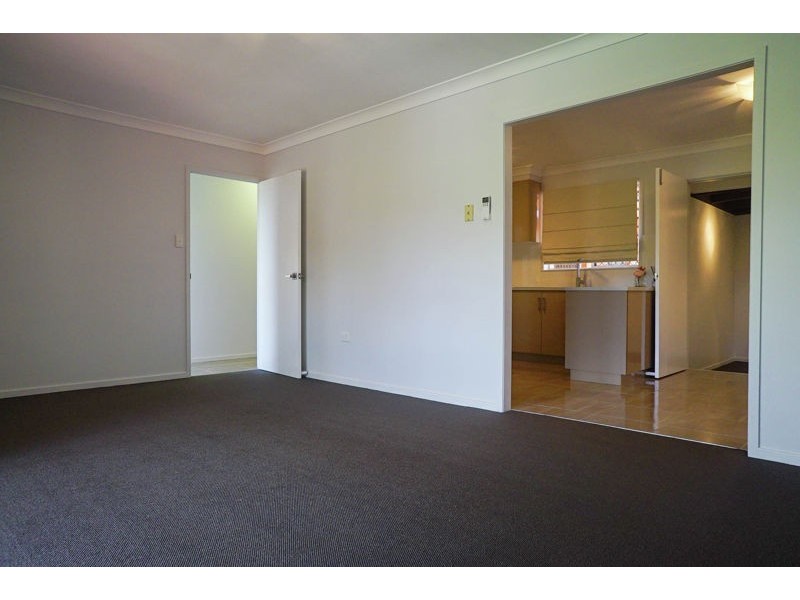 3 Greenbury Street, Rockville QLD 4350