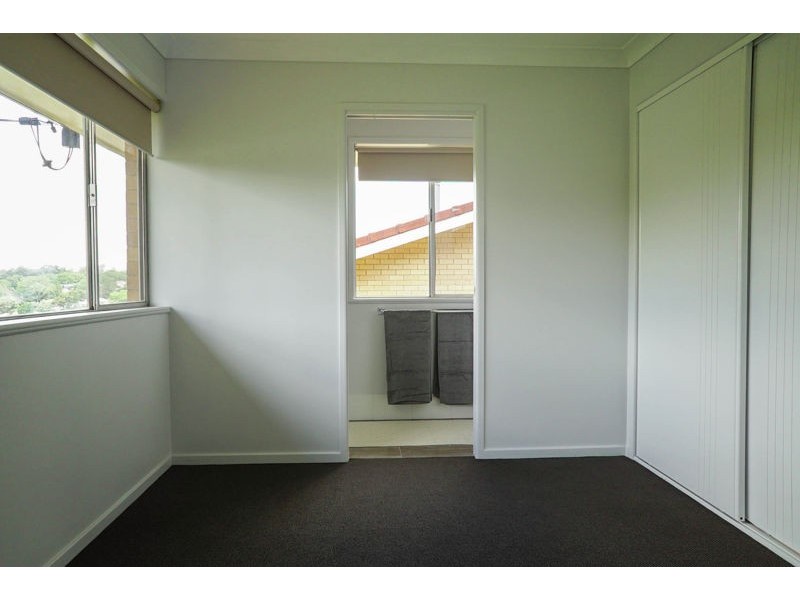 3 Greenbury Street, Rockville QLD 4350