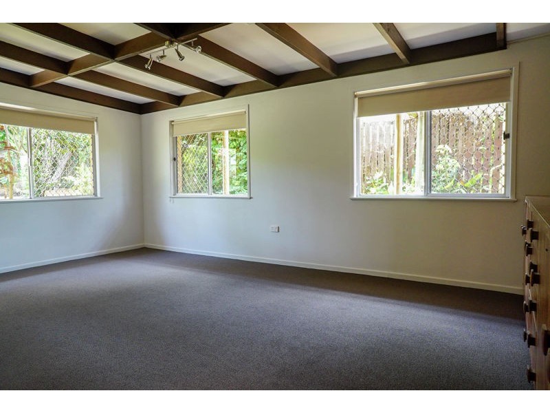 3 Greenbury Street, Rockville QLD 4350