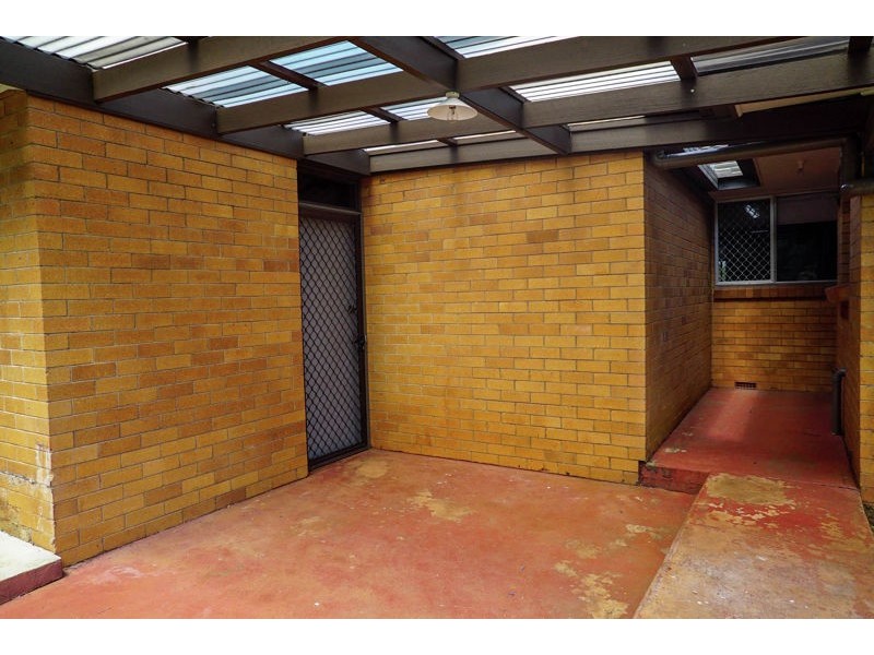 3 Greenbury Street, Rockville QLD 4350