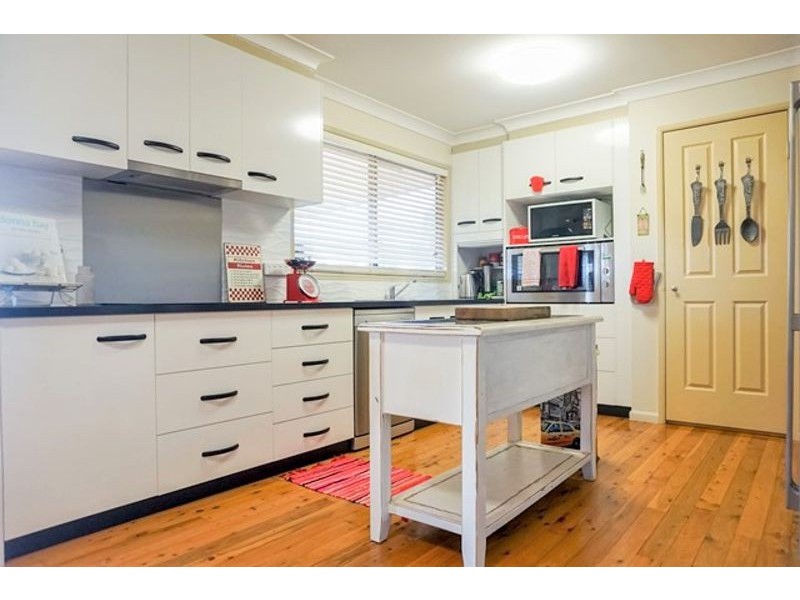 14 Highview Street, Meringandan West QLD 4352