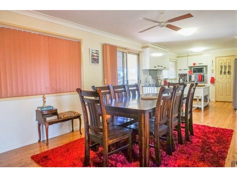 14 Highview Street, Meringandan West QLD 4352