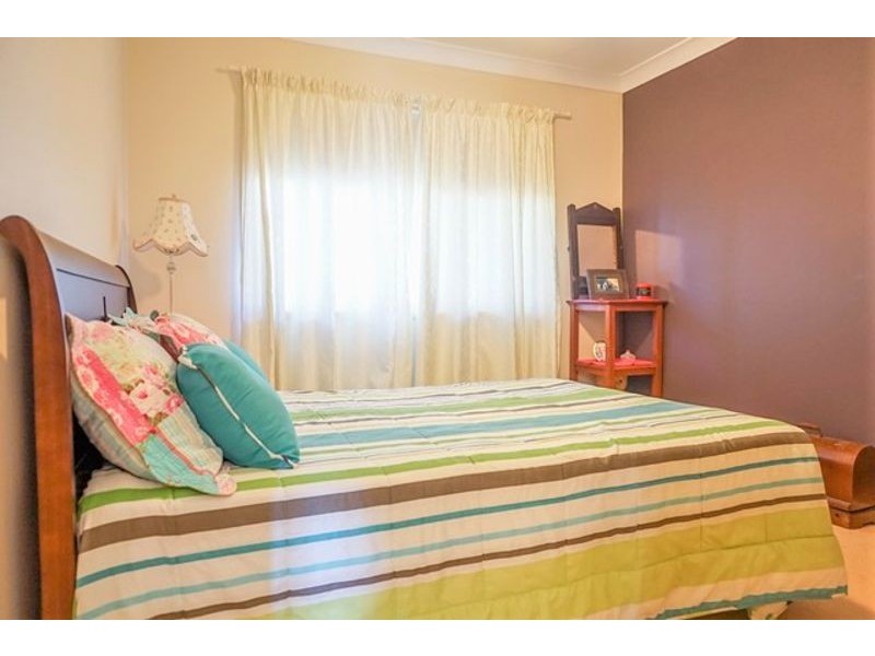 14 Highview Street, Meringandan West QLD 4352