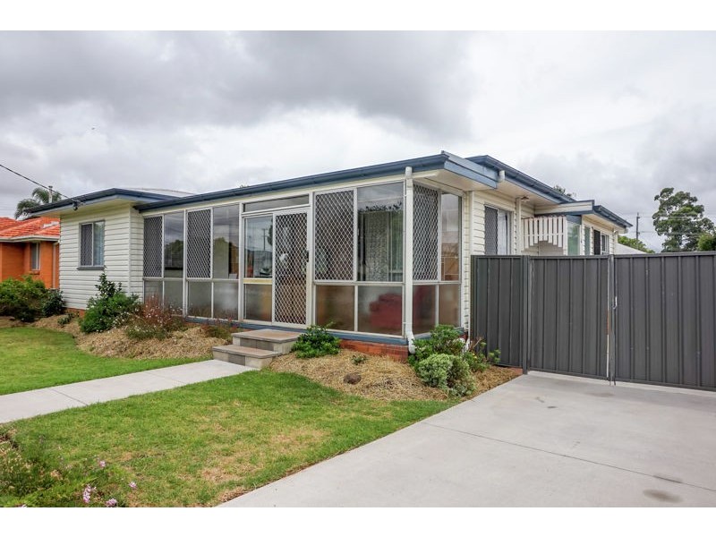 7 Allenby Street, Newtown QLD 4350