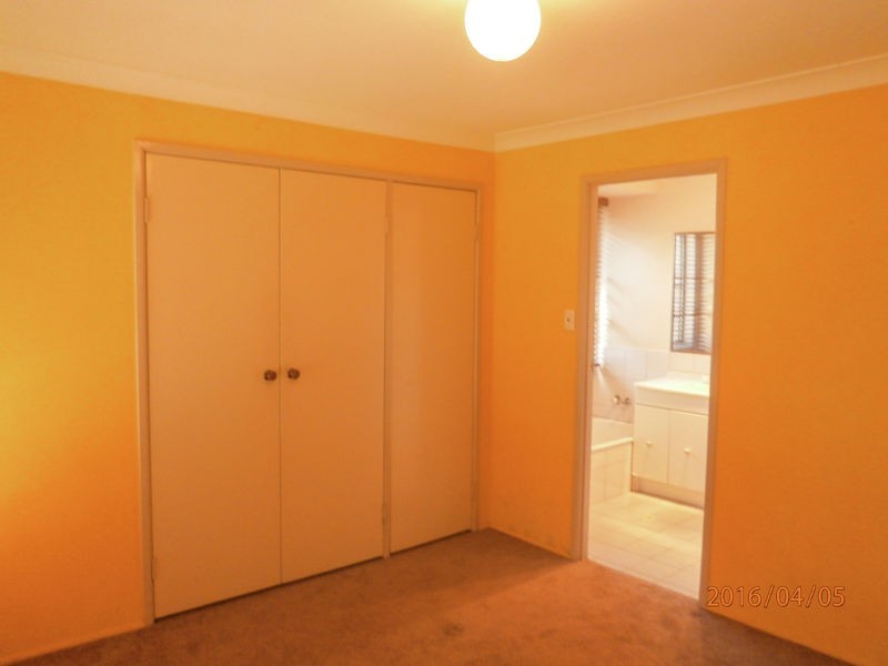 5 Irving Court, Harlaxton QLD 4350