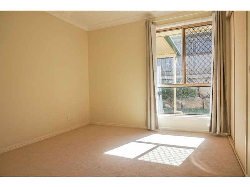 91 Hogg Street, Cranley QLD 4350