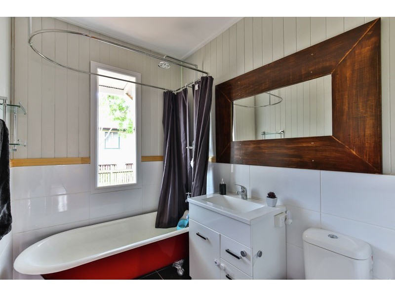 127 Hill Street, Newtown QLD 4350