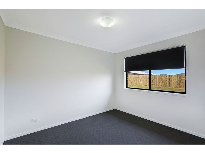 7 Fairfax Street, Cambooya QLD 4358