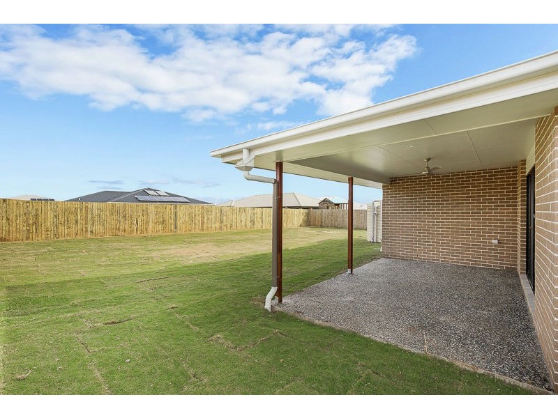 7 Fairfax Street, Cambooya QLD 4358