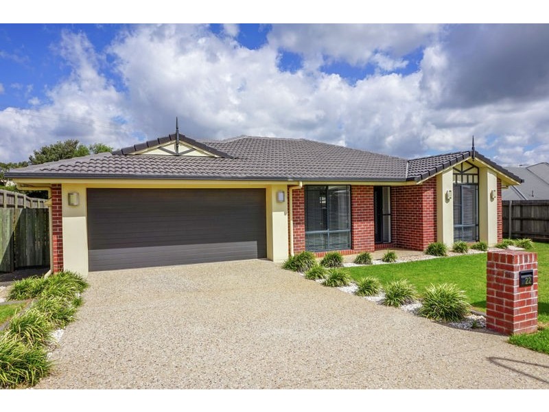 22 Smythe Drive, Highfields QLD 4352