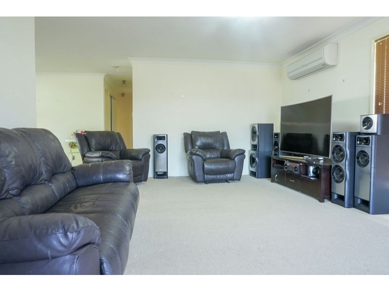 15 Moorina Drive, Harristown QLD 4350