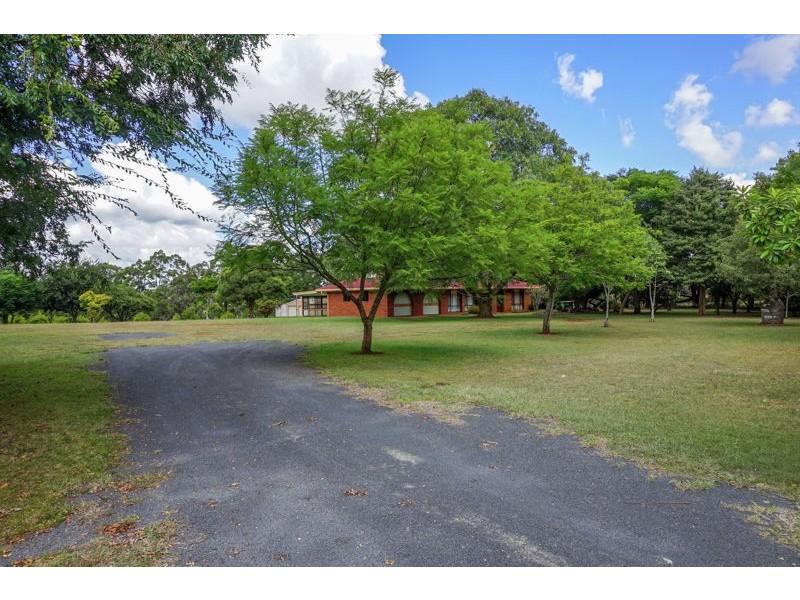 10611 New England Highway, Highfields QLD 4352