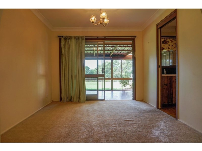 10611 New England Highway, Highfields QLD 4352