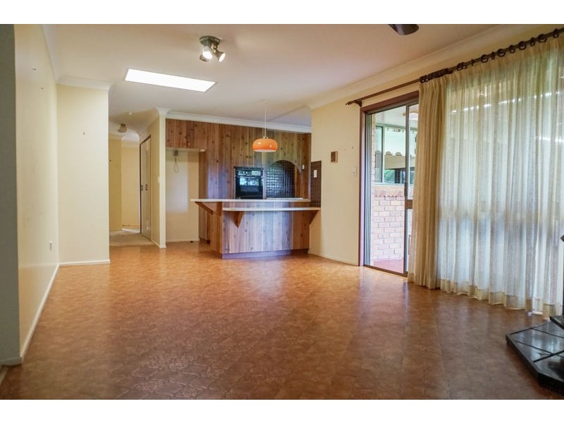 10611 New England Highway, Highfields QLD 4352