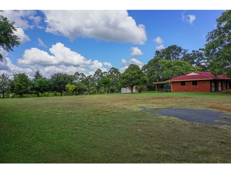 10611 New England Highway, Highfields QLD 4352