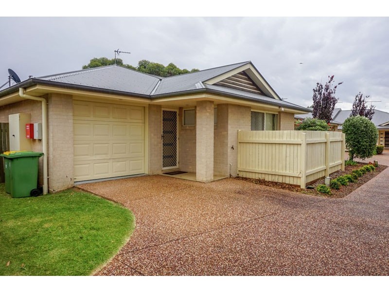 1/9 Eiser Street, Harristown QLD 4350