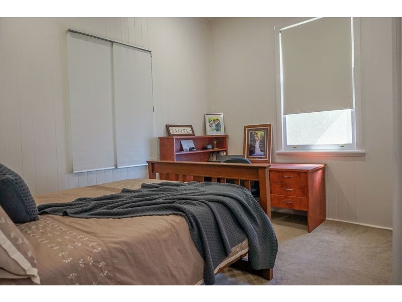 326 West Street, Kearneys Spring QLD 4350