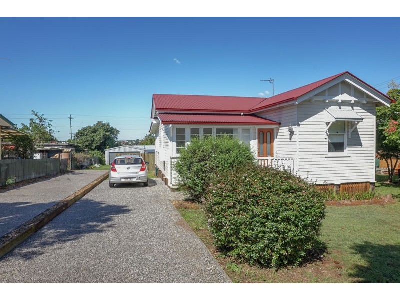 326 West Street, Kearneys Spring QLD 4350