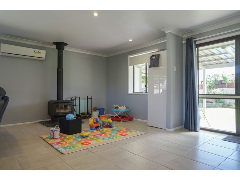 9 Hibiscus Drive, Centenary Heights QLD 4350