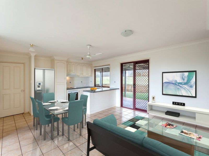 8 Weir Court, Harristown QLD 4350