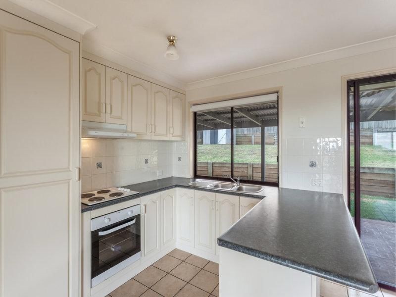 8 Weir Court, Harristown QLD 4350