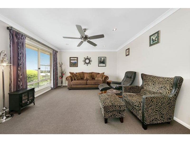 9 Karebo Close, Darling Heights QLD 4350