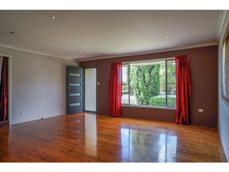 39 Leichhardt Street, Centenary Heights QLD 4350