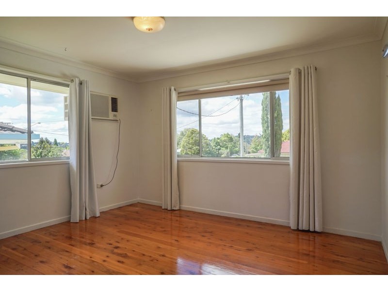 39 Leichhardt Street, Centenary Heights QLD 4350