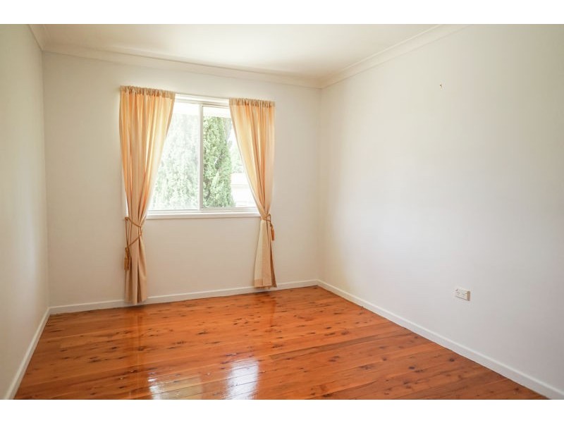 39 Leichhardt Street, Centenary Heights QLD 4350