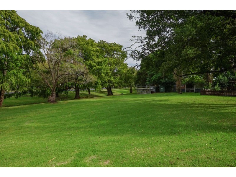 2/9 Creek Street, East Toowoomba QLD 4350