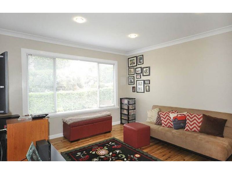 9 Newmarket Street, Newtown QLD 4350