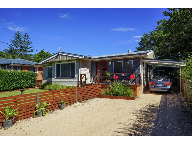 9 Newmarket Street, Newtown QLD 4350