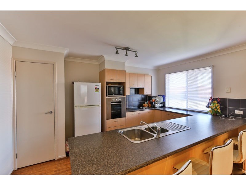 4/390 West Street, Kearneys Spring QLD 4350