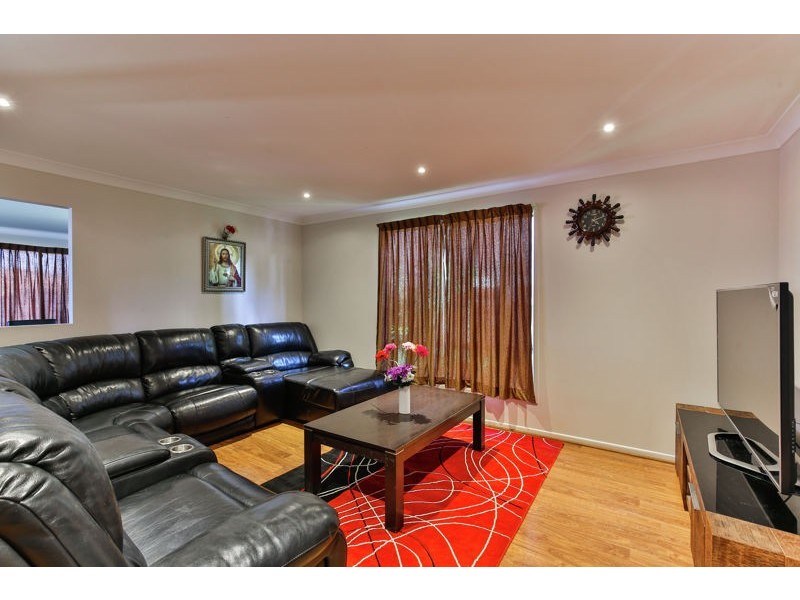 4/390 West Street, Kearneys Spring QLD 4350