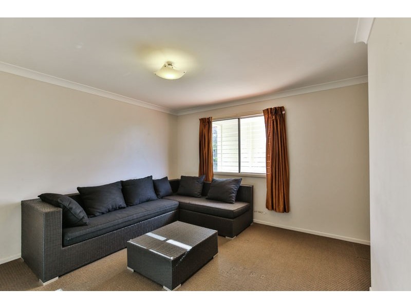 4/390 West Street, Kearneys Spring QLD 4350